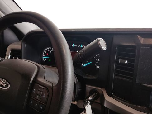 Used 2023 Ford F250 XLT AWD/4WD image 31