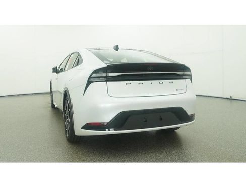 New 2026 Toyota Prius Plug-In Hybrid FWD image 22
