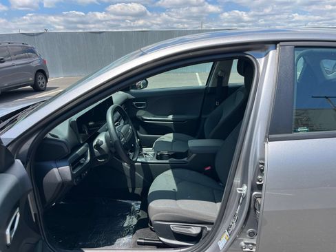 Used 2025 Kia K4 FWD image 27