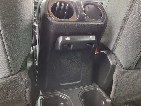 Certified 2024 Jeep Wrangler Unlimited Sport AWD/4WD image 22