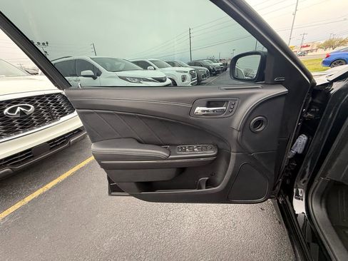 Used 2022 Dodge Charger SRT Hellcat w/ Harman/Kardon Audio Group image 11