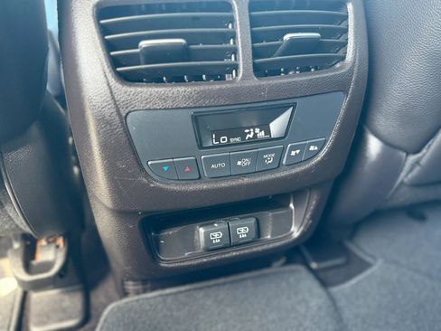 Used 2020 Acura MDX SH-AWD image 18