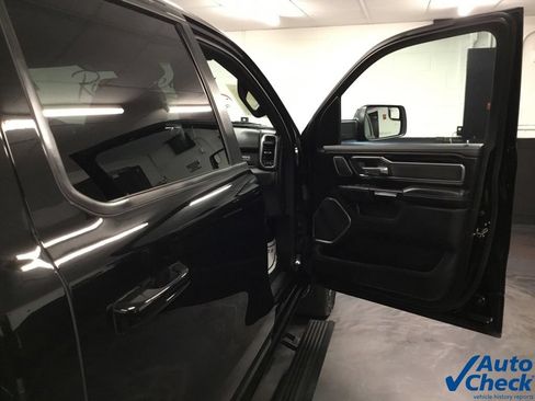Used 2021 RAM 1500 Laramie AWD/4WD image 44
