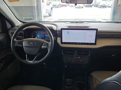 Used 2025 Ford Maverick Lariat w/ 4K Tow Package AWD/4WD image 6