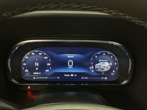 Used 2024 Chevrolet Tahoe LT w/ Luxury Package image 25