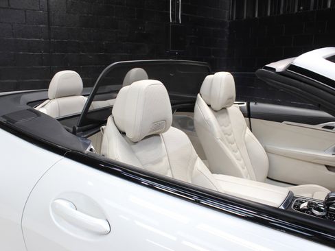 Used 2022 BMW M850i xDrive Convertible w/ M Carbon Exterior Package image 46