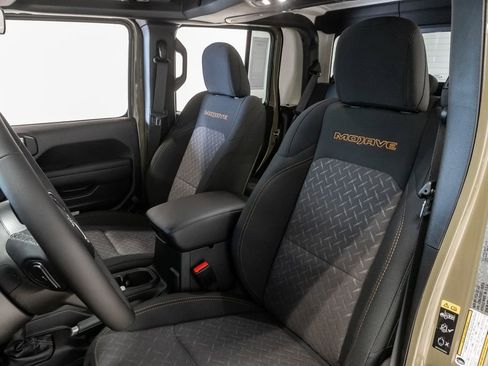 New 2026 Jeep Gladiator Mojave image 8