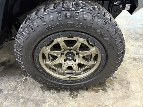 Used 2018 Jeep Wrangler Unlimited Rubicon image 20