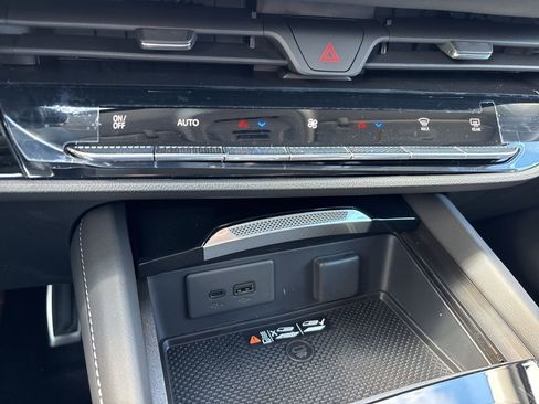 New 2026 Buick Envision Sport Touring image 17