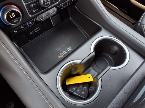 Used 2024 Chevrolet Tahoe Premier image 22