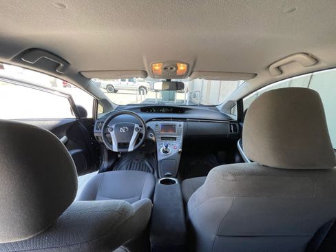 Used 2015 Toyota Prius Two FWD image 13