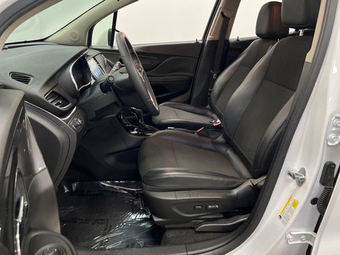 Used 2020 Buick Encore Preferred AWD/4WD image 10