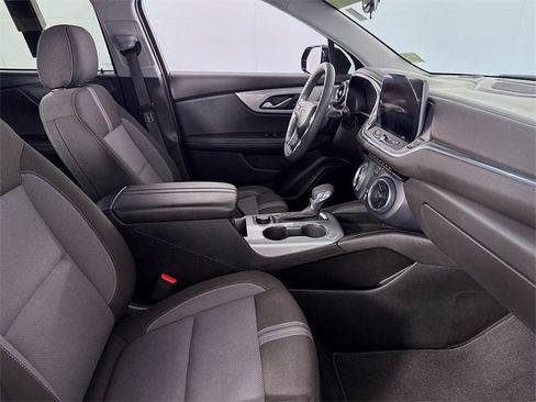Used 2023 Chevrolet Blazer LT w/ Driver Confidence Package image 25