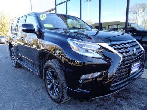 Used 2021 Lexus GX 460 Premium w/ Premium Package image 3