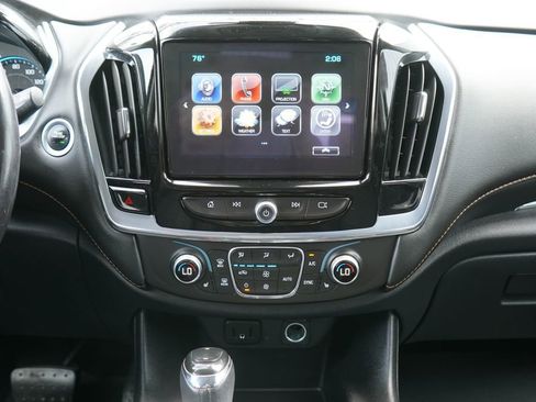 Used 2018 Chevrolet Traverse LT FWD image 27