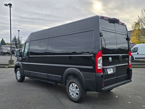 New 2025 RAM ProMaster 3500 w/ Quick Order Package 24G SLT image 6