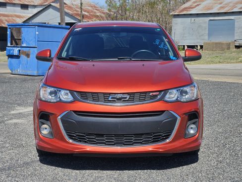 Used 2020 Chevrolet Sonic LT image 2