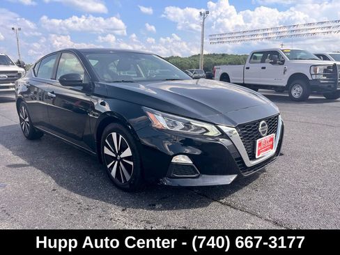 Used 2022 Nissan Altima 2.5 SV FWD image 3