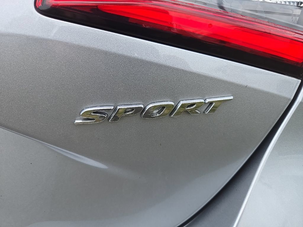 Used 2024 Honda Civic Sport image 4