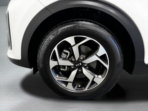 Used 2022 Kia Sportage LX FWD image 43