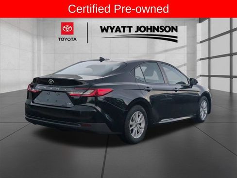 Certified 2025 Toyota Camry LE FWD image 5