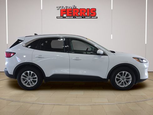 Used 2021 Ford Escape SE FWD image 6