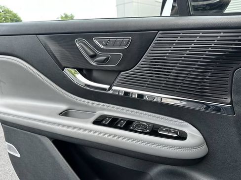 Certified 2022 Lincoln Corsair AWD w/ Premium Package image 31
