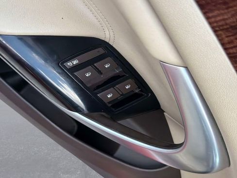 Used 2013 Buick Regal Premium FWD image 19