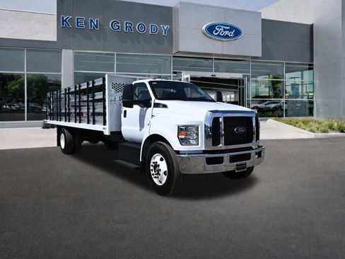 New 2026 Ford F650 2WD Regular Cab Super Duty image 1