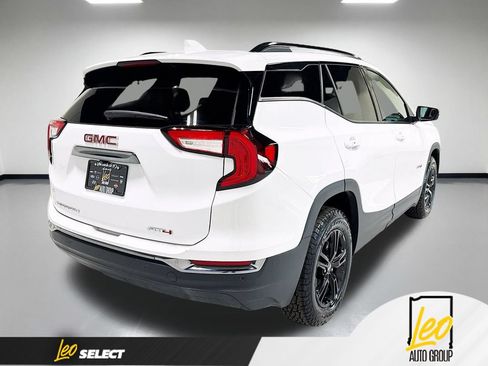 Used 2024 GMC Terrain AT4 w/ Tech Package AWD/4WD image 8