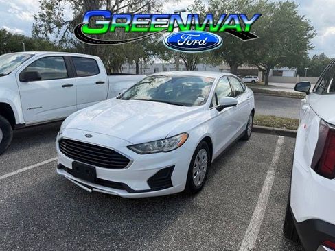 Used 2020 Ford Fusion S FWD image 1