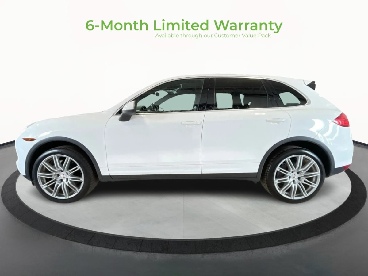 Used 2014 Porsche Cayenne AWD/4WD image 4