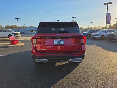 New 2026 Ford Explorer Platinum w/ LUX Leather Package image 7