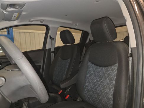 Used 2022 Chevrolet Spark LS image 19