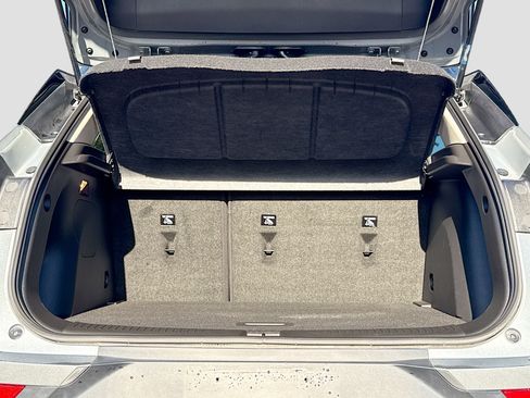 Used 2023 Buick Encore GX Select image 12