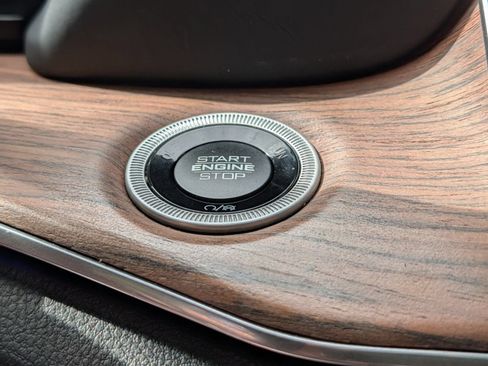Used 2022 Jeep Grand Cherokee Summit AWD/4WD image 9
