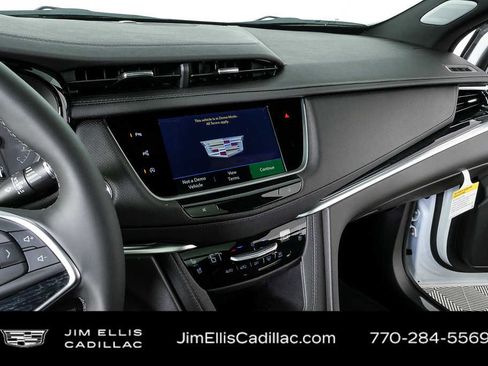 New 2026 Cadillac XT5 Premium Luxury image 13