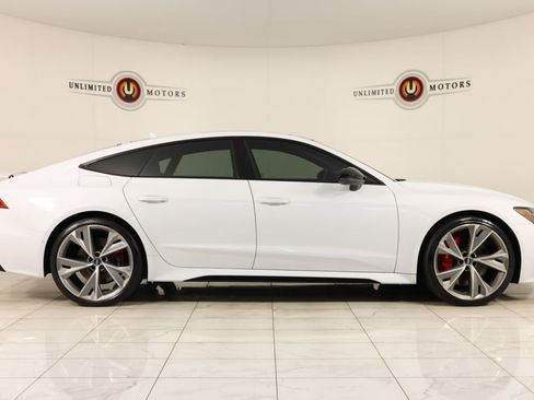 Used 2021 Audi RS 7 Sportback w/ Black Optic Package AWD/4WD image 2
