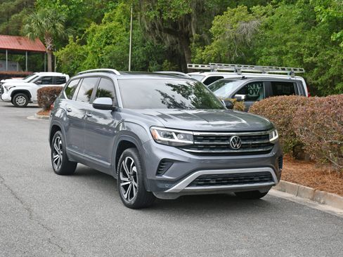 Used 2022 Volkswagen Atlas SEL AWD/4WD image 6