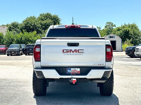 Used 2024 GMC Canyon AT4X AWD/4WD image 14
