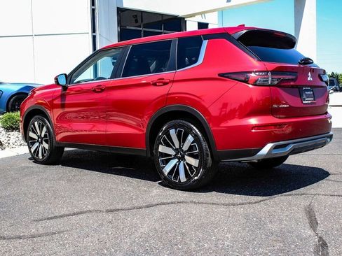 New 2025 Mitsubishi Outlander SE FWD image 4