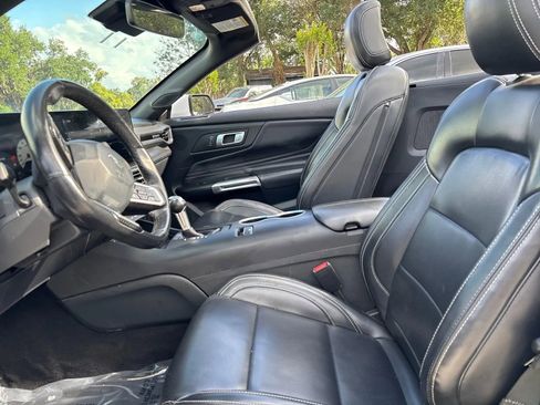 Used 2024 Ford Mustang Premium image 13