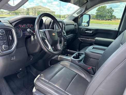 Used 2020 Chevrolet Silverado 2500 LTZ w/ LTZ Plus Package image 8