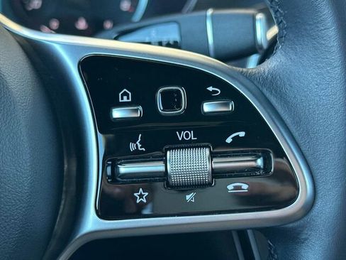 Certified 2022 Mercedes-Benz GLC 300 4MATIC image 29
