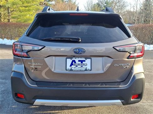 Certified 2023 Subaru Outback Limited XT image 5