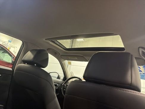 Used 2023 Honda Civic EX-L image 21