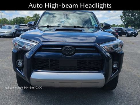 Used 2021 Toyota 4Runner TRD Off-Road Premium w/ Moonroof Package AWD/4WD image 10