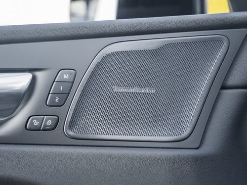 New 2026 Volvo XC60 B5 Ultra w/ Protection Package Premier image 39