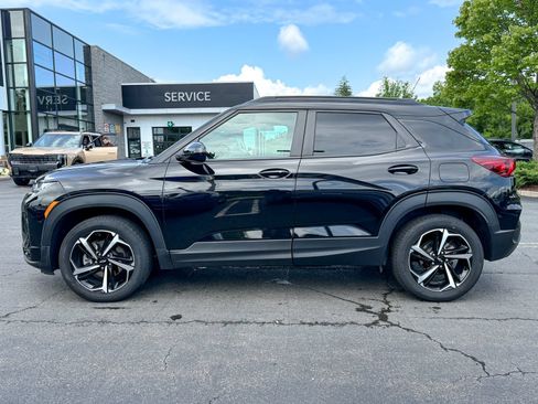 Used 2023 Chevrolet TrailBlazer RS w/ Sun and Liftgate Package AWD/4WD image 10