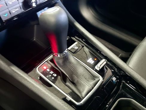 New 2026 Jeep Compass Limited image 17